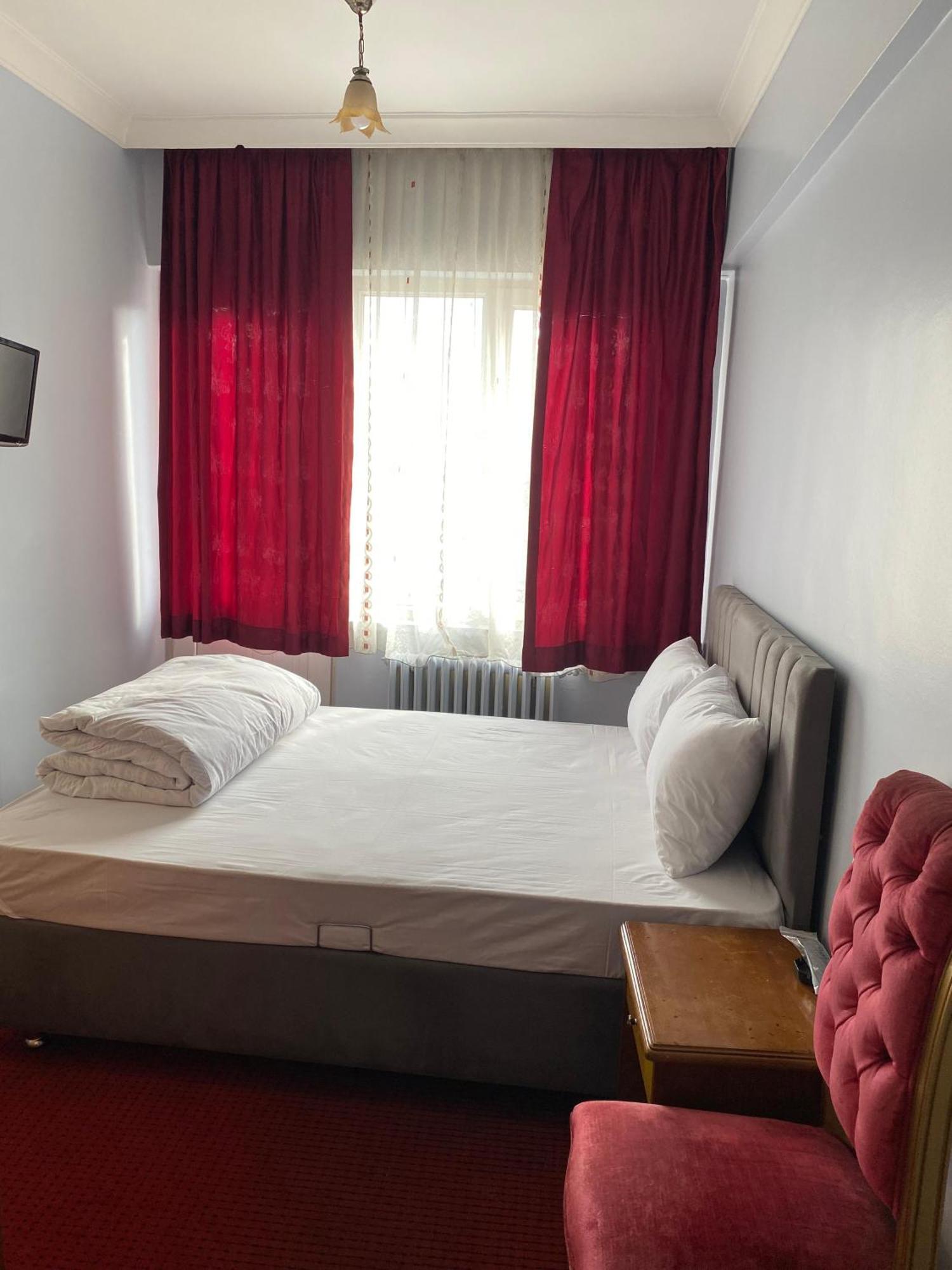 Oez Altinbasak Otel Ankara Exterior foto